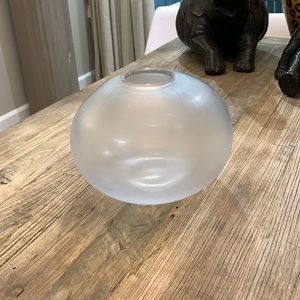 18 Karat vase